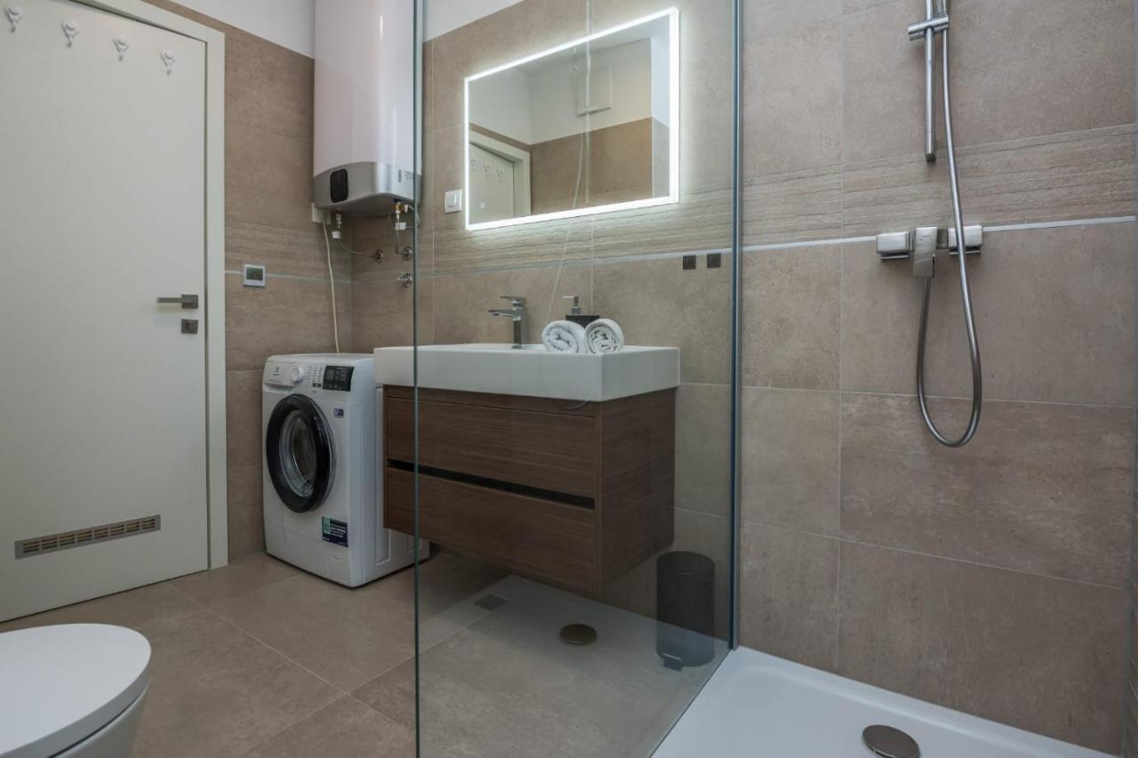 Apartamento Exclusive Apartman Anamarino Zadar Exterior foto